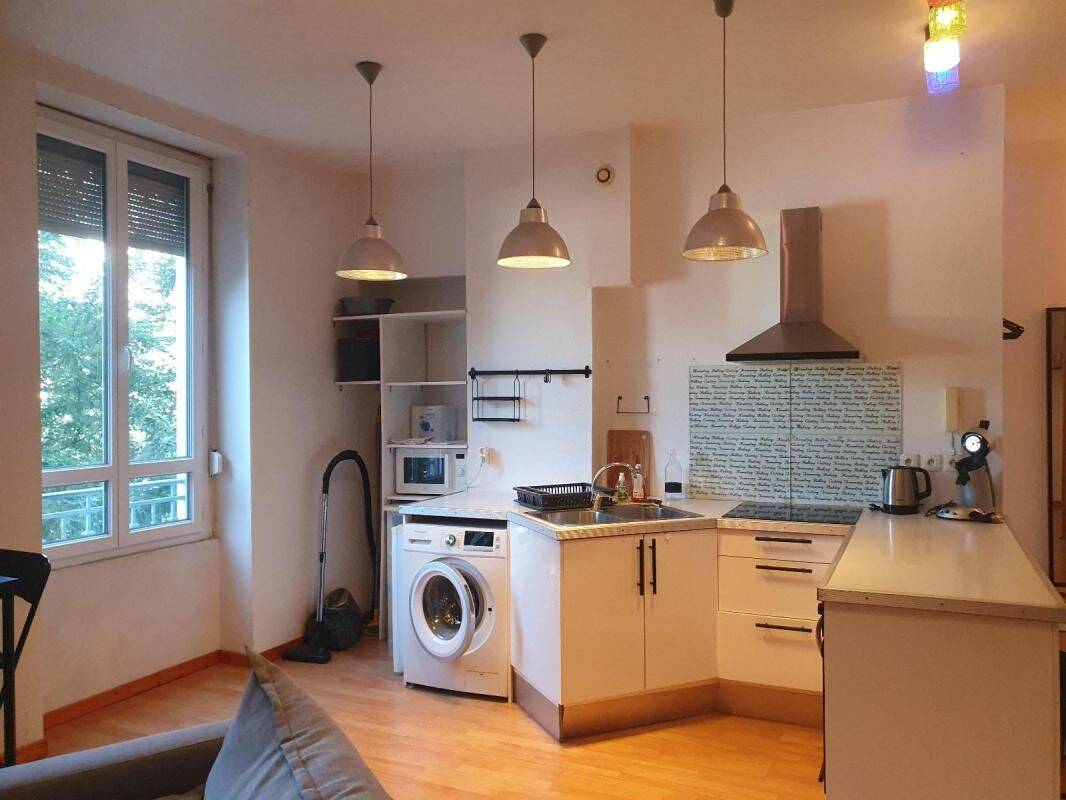 Appartement 1 pièce 44 m² · à Lyon 7ème Arrondissement · 44 m² · 800 €/mois