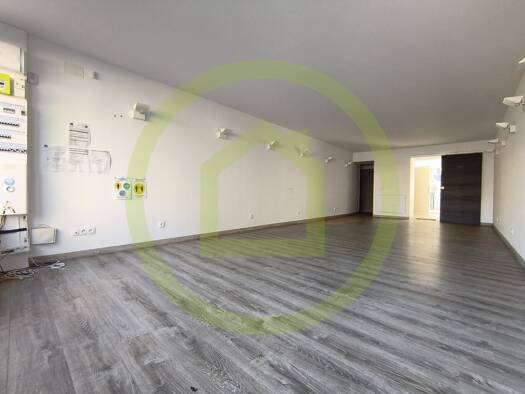 Immeuble à vendre 75 000 € 55 m² Trélon 59132