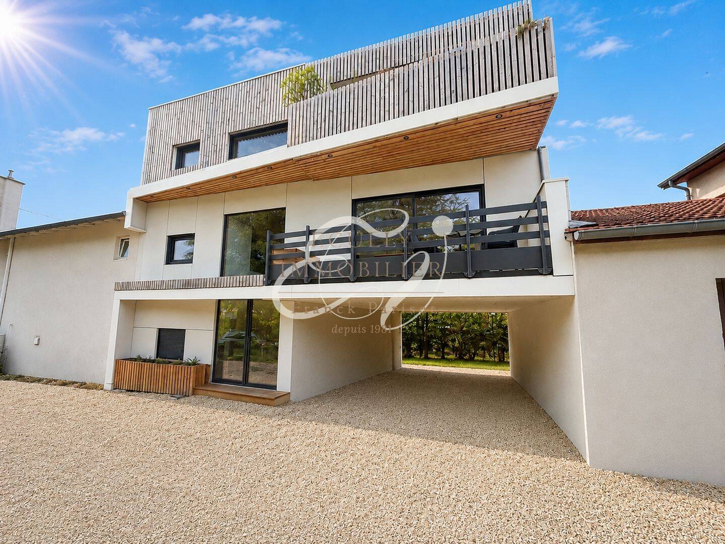 Maison 6 pièces 166 m² · à Craponne · 166 m² · 449 000 €
