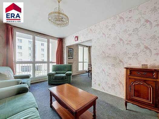 Appartement à vendre 328 000 € 3 pièces 2 chambres 74 m² Étage 1/7 Centre Ville Est Ivry-sur-Seine 94200