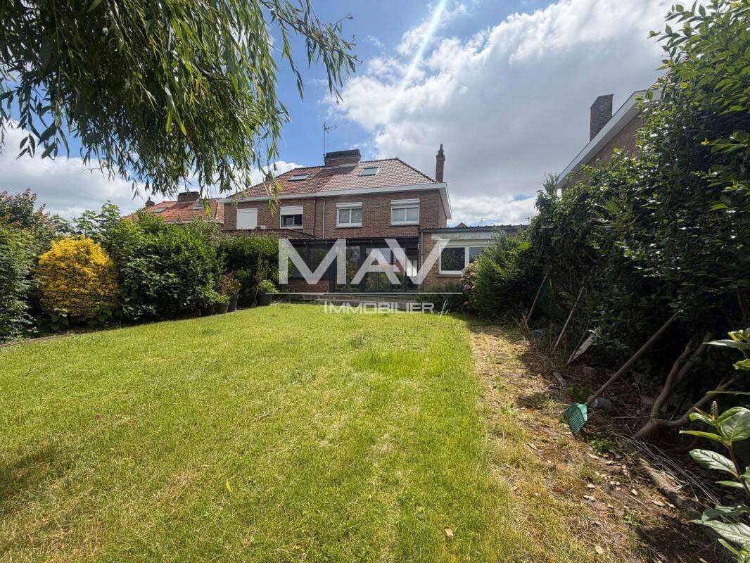 Maison 5 pièces 110 m² · à Tourcoing · 110 m² · 276 500 €