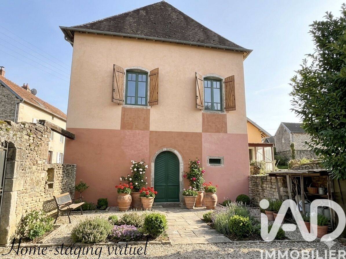 Maison 6 pièces 132 m² · à Geneuille · 132 m² · 75 000 €