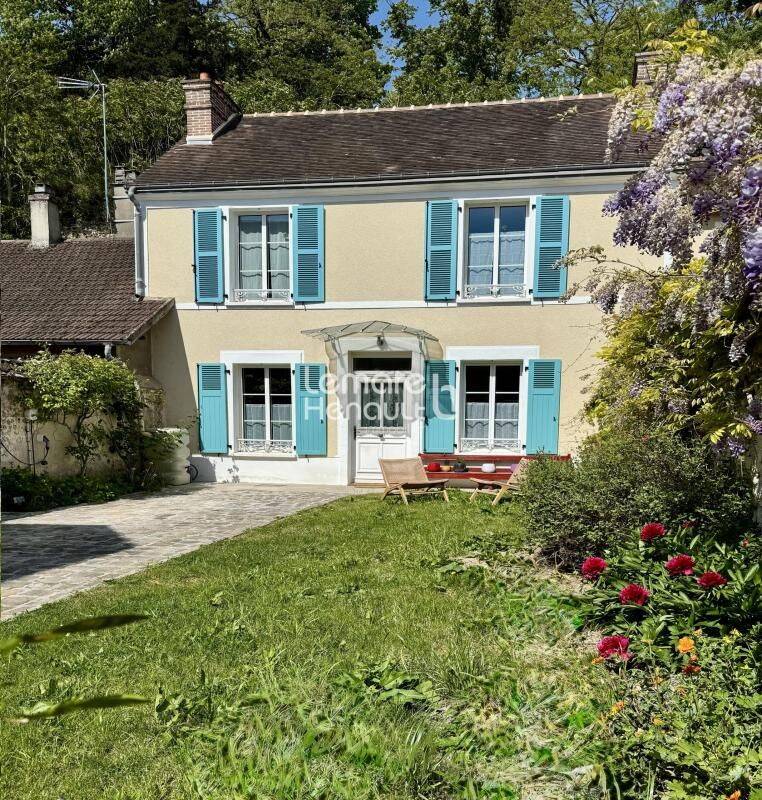 Maison 7 pièces 135 m² · à Dreux · 135 m² · 328 600 €