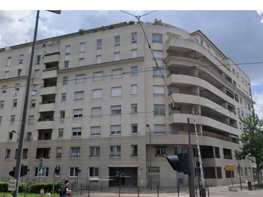 Appartement à vendre 239 200 € 3 pièces 2 chambres 66,7 m² 6ème étage Villeurbanne 69100