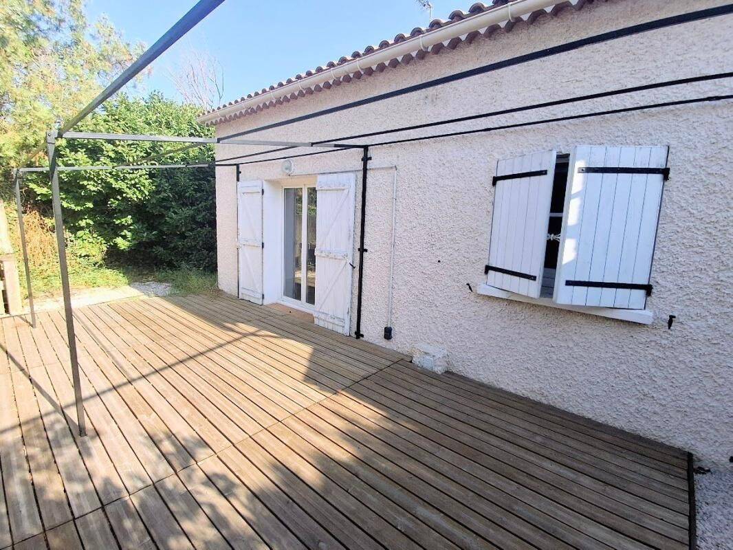 Maison 4 pièces 82 m² · à Six-Fours-les-Plages · 82 m² · 355 000 €