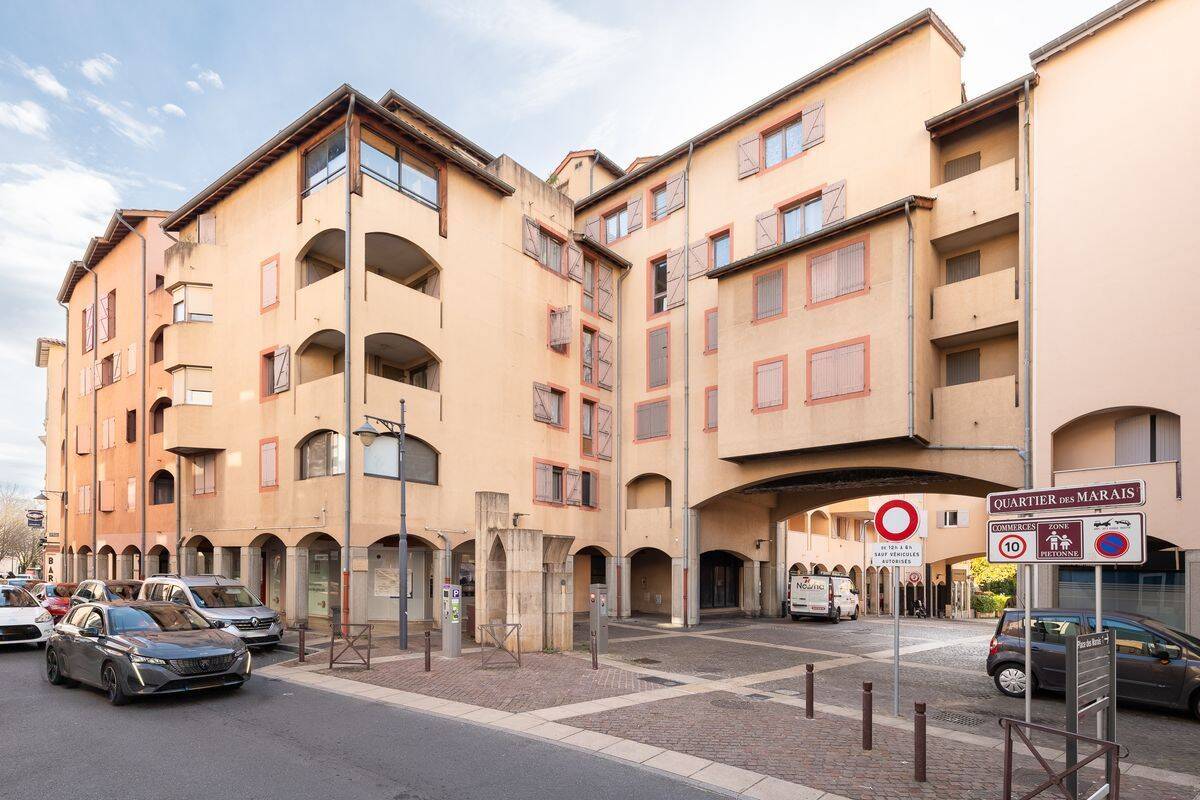 Appartement 5 pièces 101 m² · à Villefranche-sur-Saône · 101 m² · 160 000 €