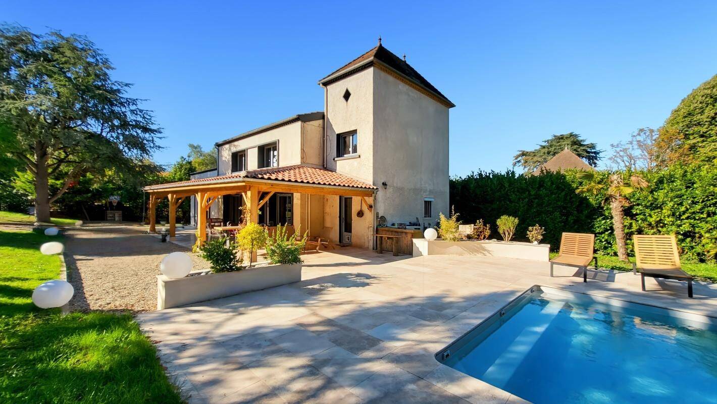 Maison 4 pièces 162 m² · à Montesquieu · 162 m² · 369 000 €