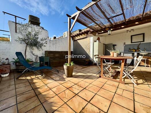 Maison à vendre 299 500 € 6 pièces 4 chambres 151 m² 30 m² de terrain Nord et Ouest Eyguières 13430