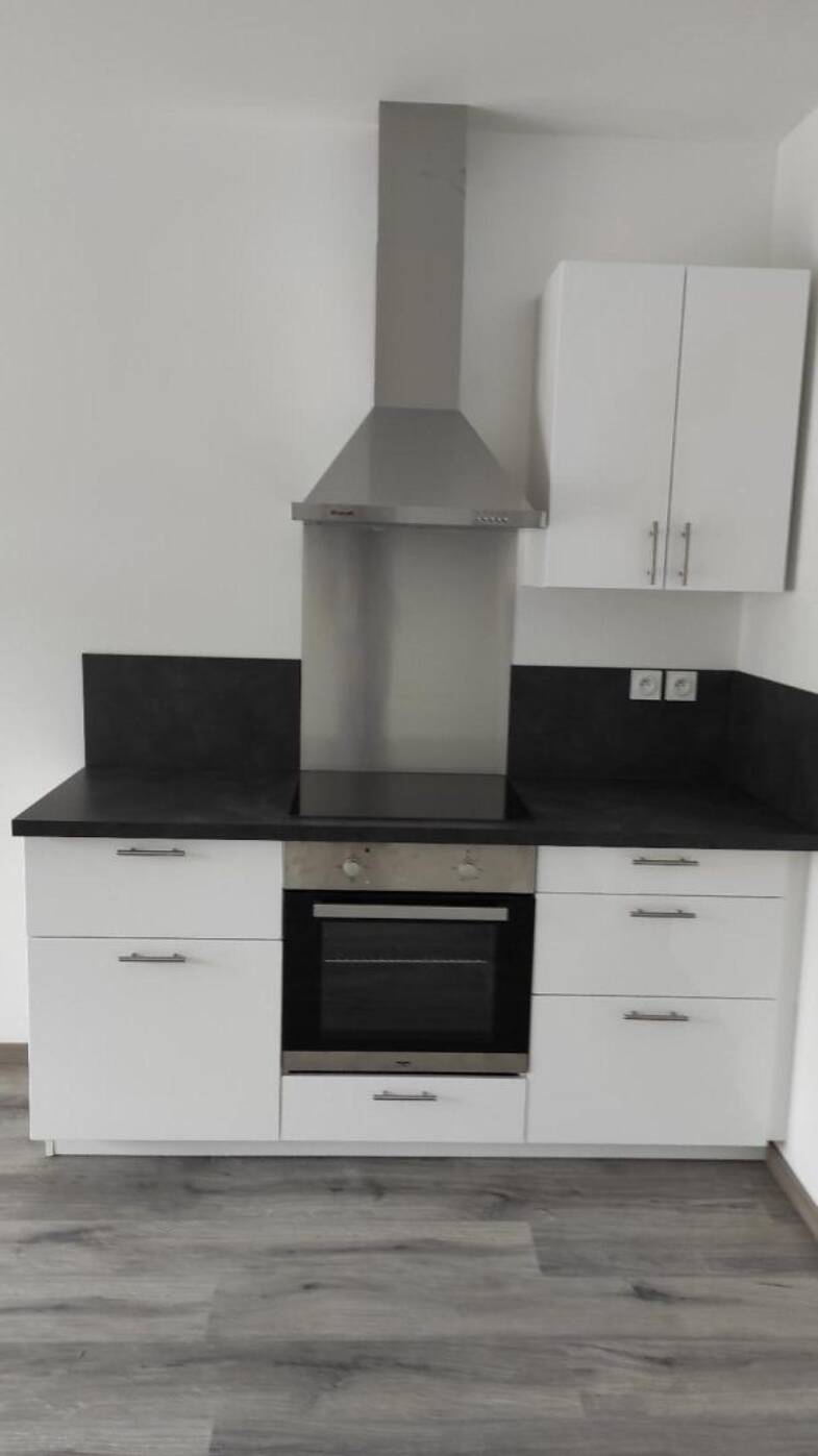 Appartement à louer 924 € 3 pièces 2 chambres 67 m² 3ème étage Coueron 44220
