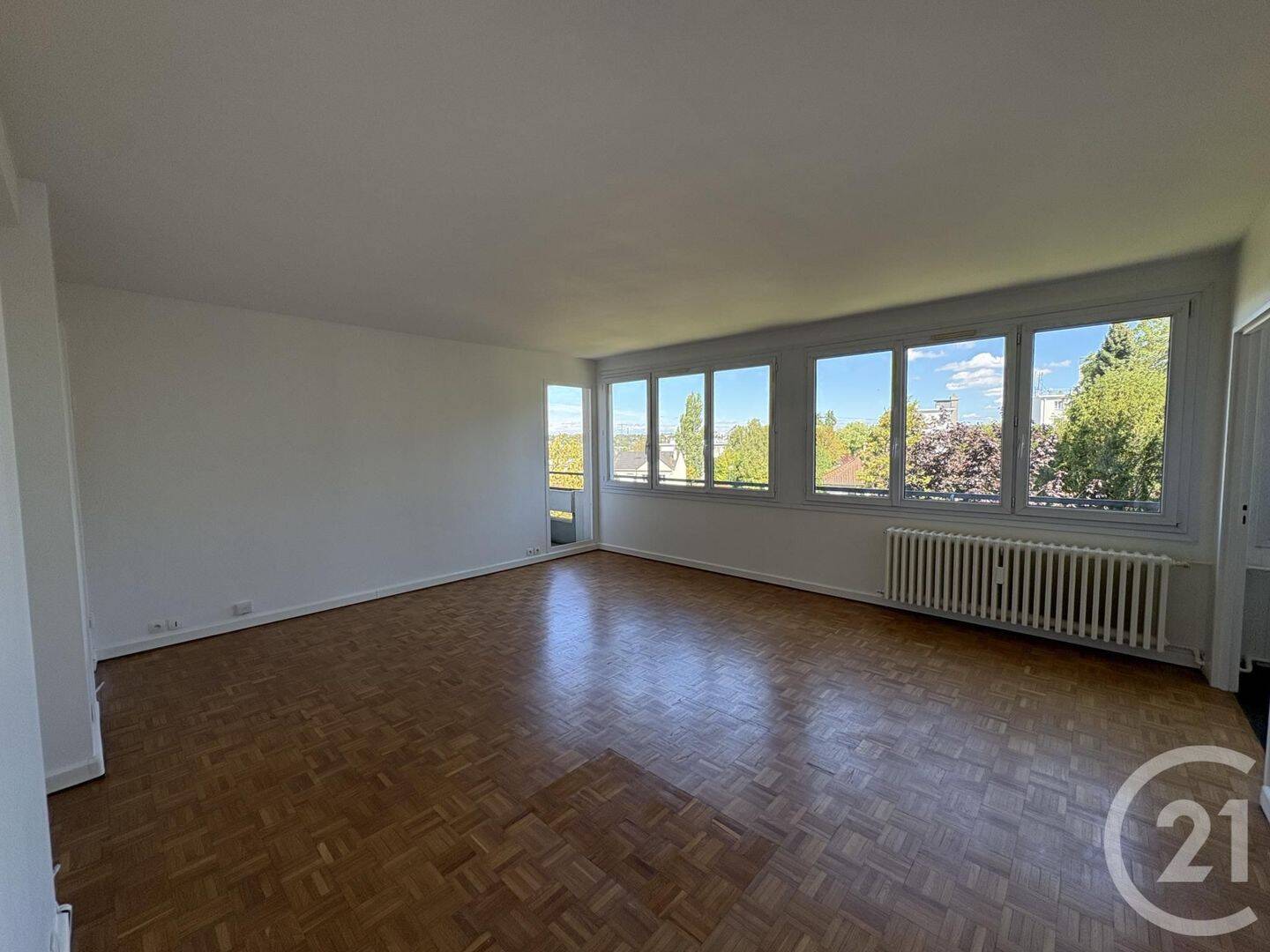 Appartement 4 pièces 78 m² · à Villebon-sur-Yvette · 77,5 m² · 1 185 €/mois
