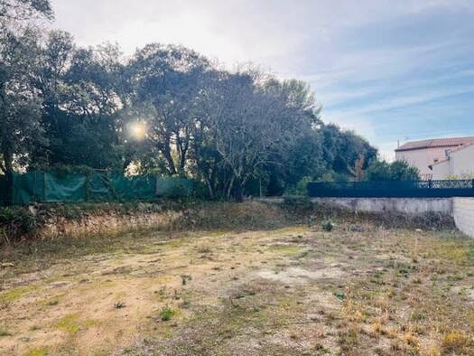 Terrain constructible à vendre 259 000 € 400 m² de terrain Ouest Jacou 34830