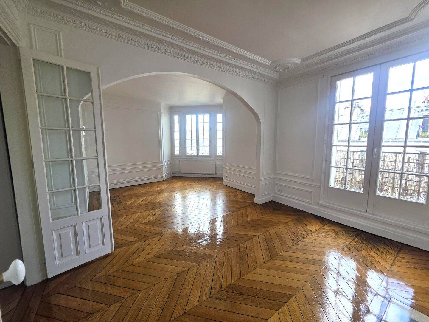 Appartement 2 pièces 94 m² · à Paris 18ème Arrondissement · 94,1 m² · 3 134 €/mois