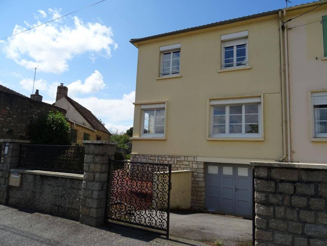 Maison 3 pièces 68 m² · à Alençon · 67,7 m² · 705 €