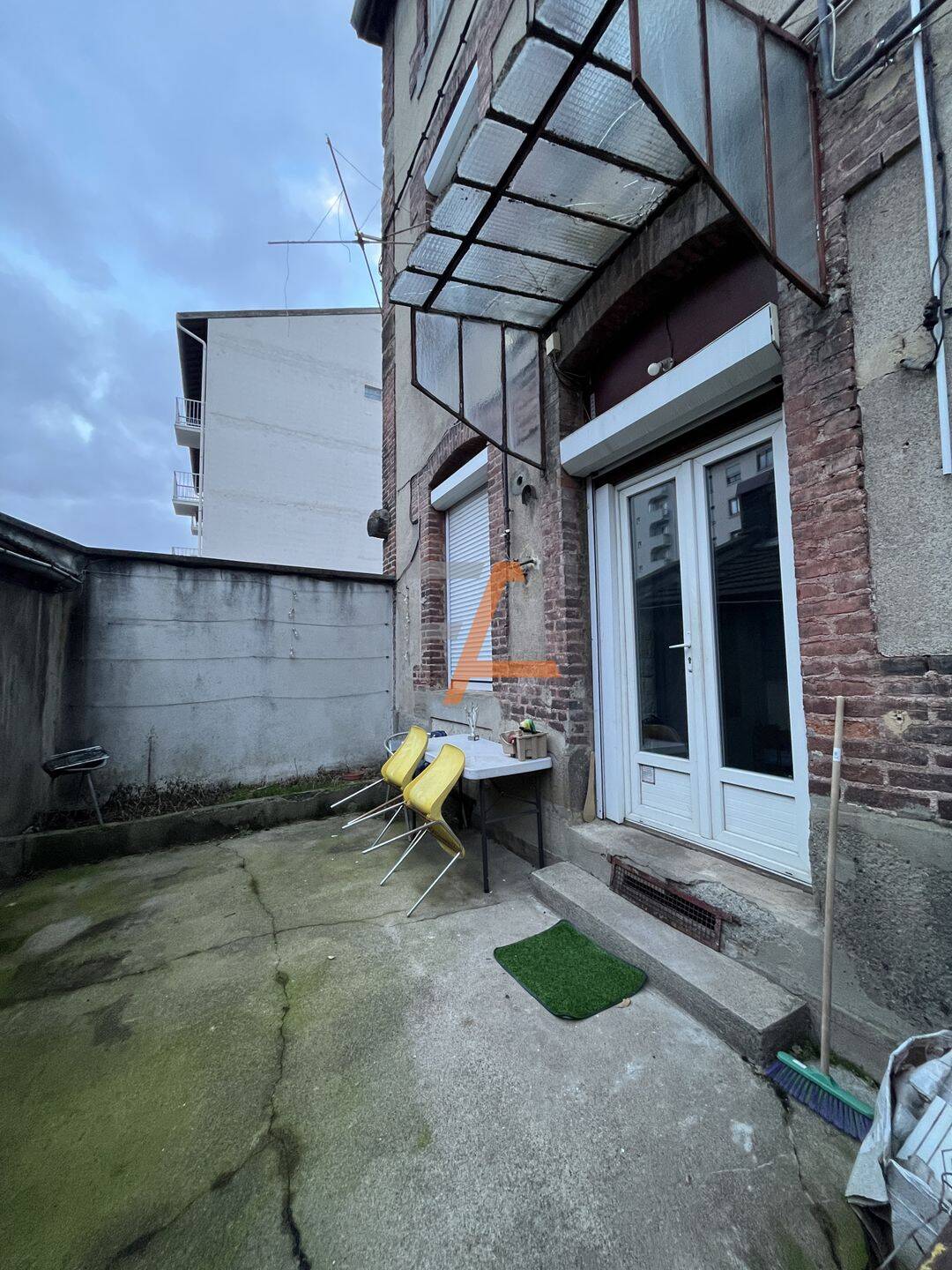 Appartement 1 pièce 35 m² · à Saint-Étienne · 35 m² · 39 000 €