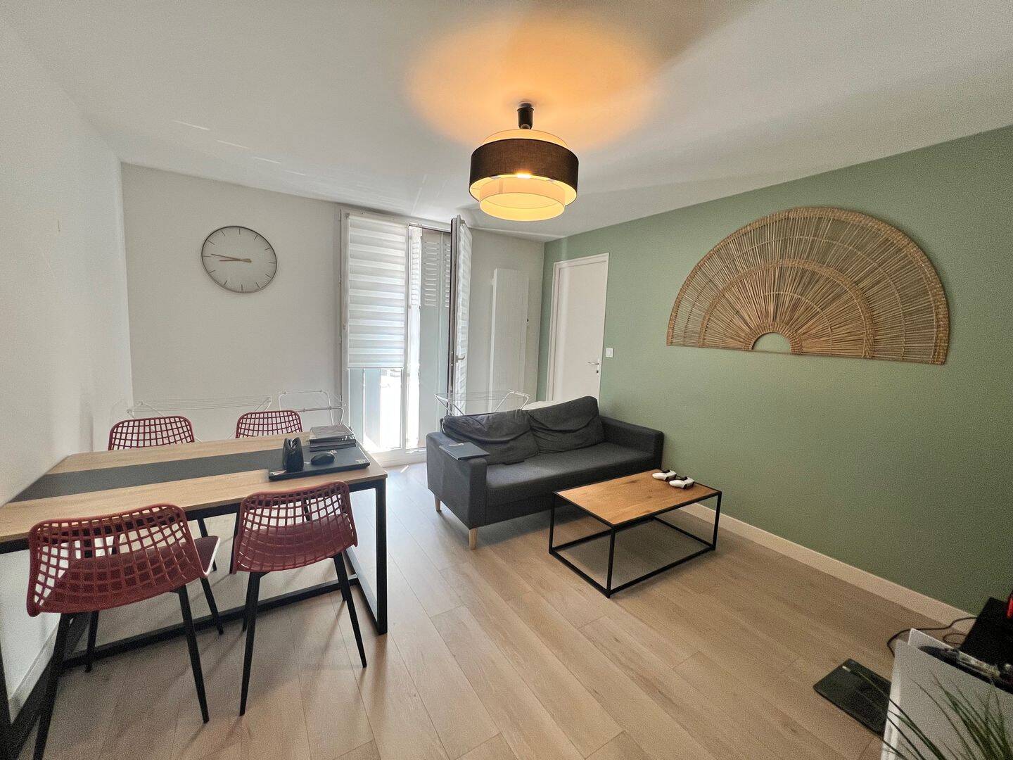 4 pièces 64 m² · à Grenoble · 63,6 m² · 980 €/mois