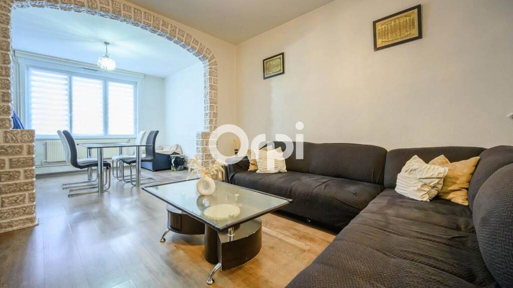 Maison de ville à vendre 179 990 € 5 pièces 4 chambres 128 m² 75 m² de terrain Centre République Armentières 59280