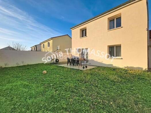 Maison à vendre 209 500 € 5 pièces 3 chambres 108 m² Brazey-en-Plaine 21470