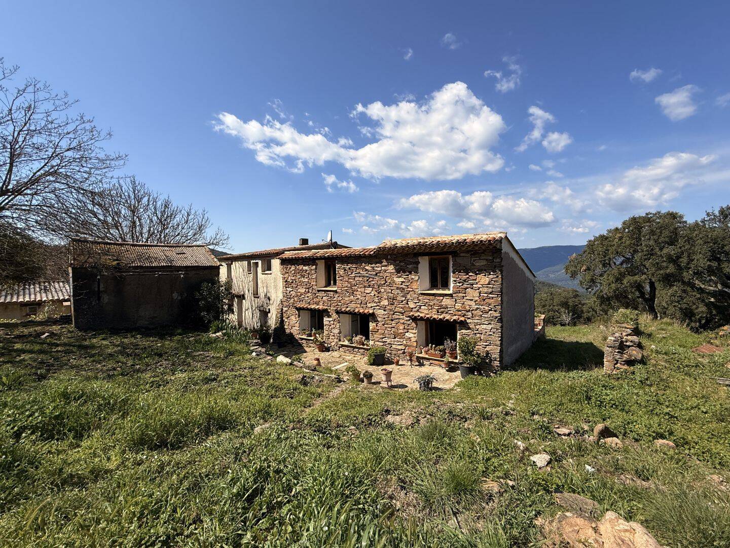 Maison 6 pièces 330 m² · à Le Lavandou · 330 m² · 945 000 €