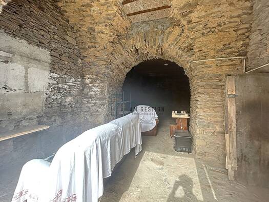 Parking à louer 130 € 80 m² Rive Droite Aixe-sur-Vienne 87700