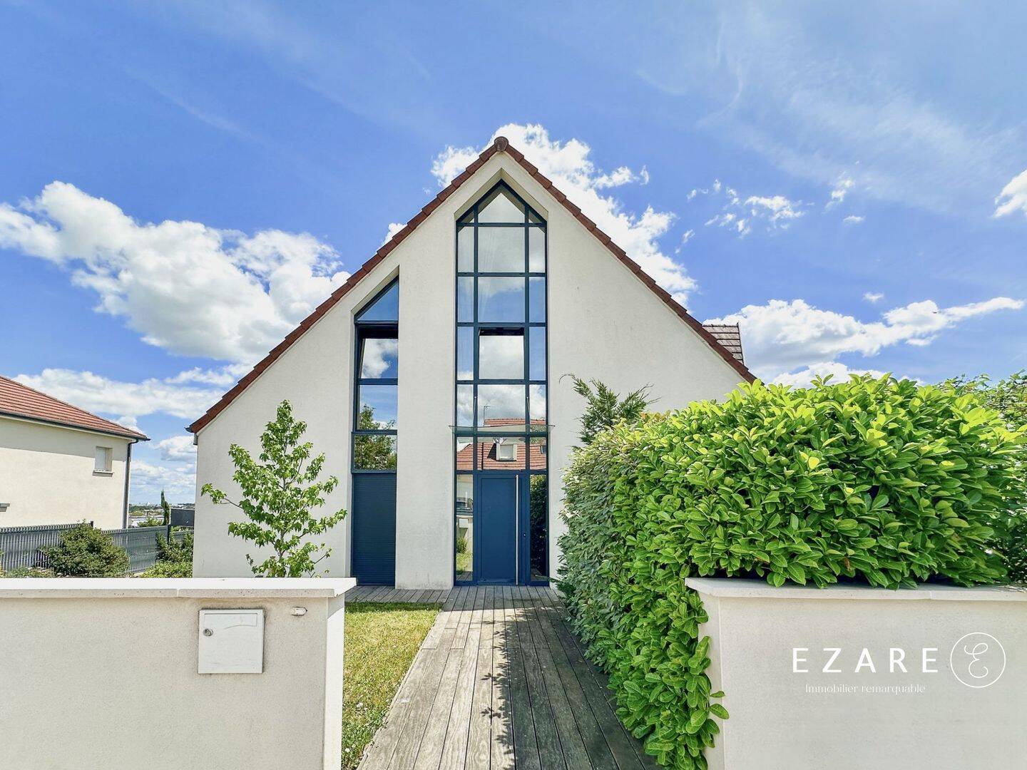 Maison 9 pièces 183 m² · à Fontaine-lès-Dijon · 183 m² · 699 000 €