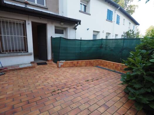 Immeuble à vendre 186 500 € 314 m² Charmes 88130