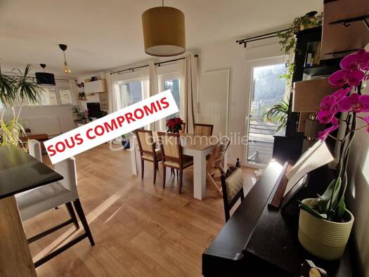 Appartement à vendre 398 000 € 4 pièces 3 chambres 98 m² Étage 1/3 Les Rousses 39220