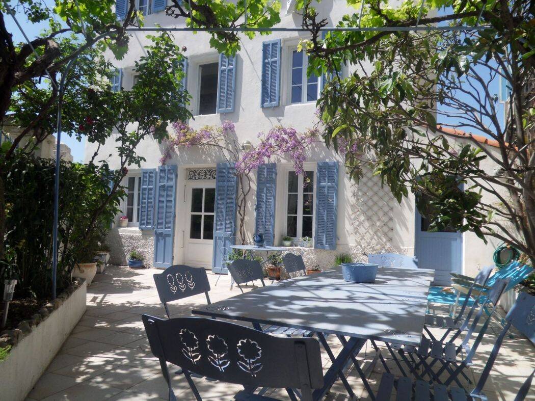 Maison 4 pièces 100 m² · à Plan-de-Cuques · 100 m² · 1 570 €/mois
