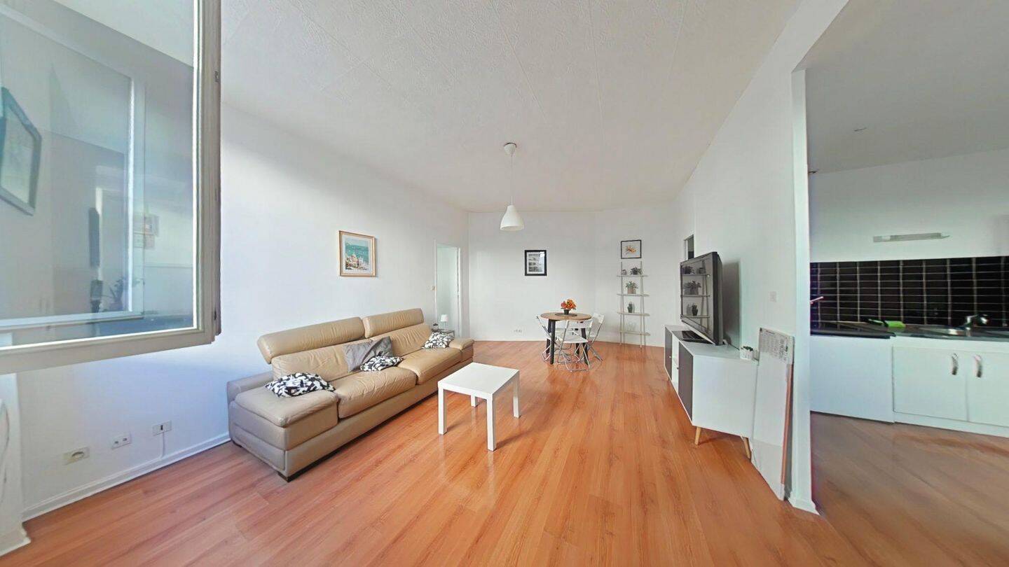 Appartement 2 pièces 49 m² · à Saint-Étienne · 48,9 m² · 448 €/mois