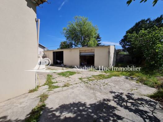 Parking à vendre 246 000 € 124 m² Les Platanes Perpignan 66000