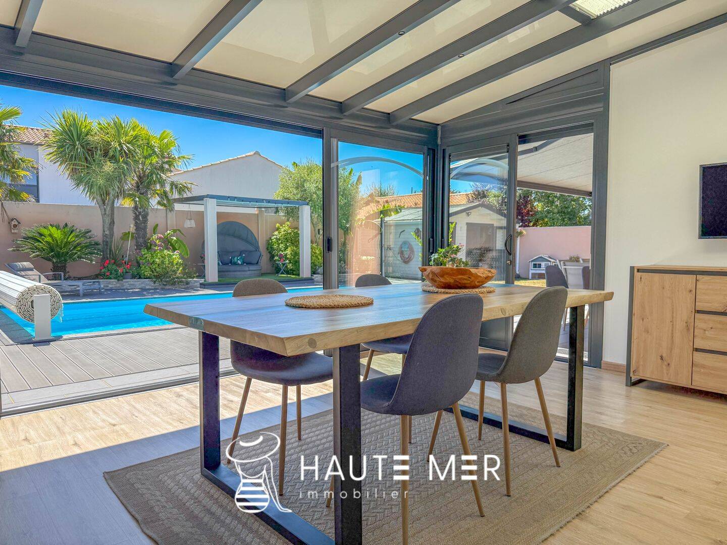 Maison 5 pièces 163 m² · à Les Sables-d'Olonne · 163 m² · 572 000 €