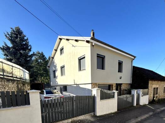 Maison à vendre 175 000 € 6 pièces 4 chambres 122 m² 201 m² de terrain Mailley-et-Chazelot 70000