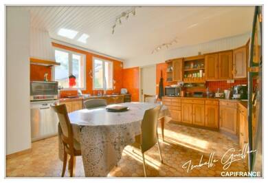 Maison en viager Bouquet 66 000 € 4 pièces 2 chambres 172 m² 236 m² de terrain Châteaumeillant 18370