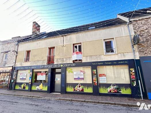 Local commercial à vendre 332 480 € Guer 56380