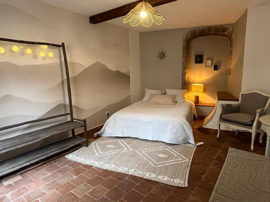 Appartement 2 pièces 48 m² · à Largentière · 48 m² · 480 €