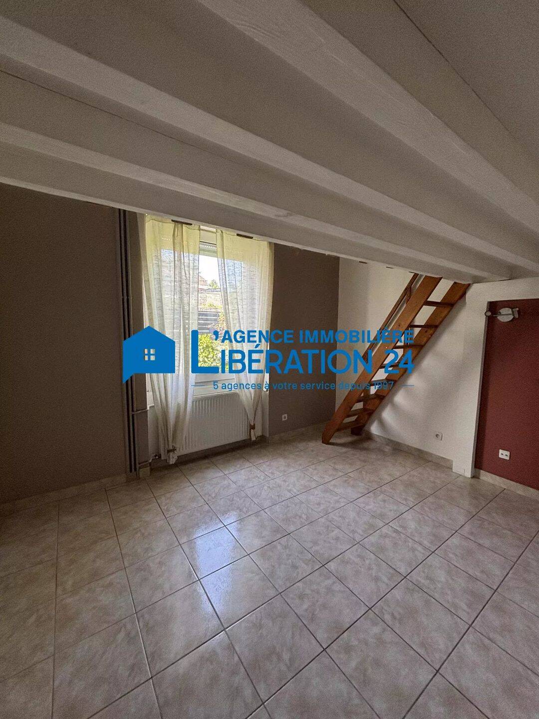 Appartement 1 pièce 17 m² · à Saint-Étienne · 17 m² · 380 €