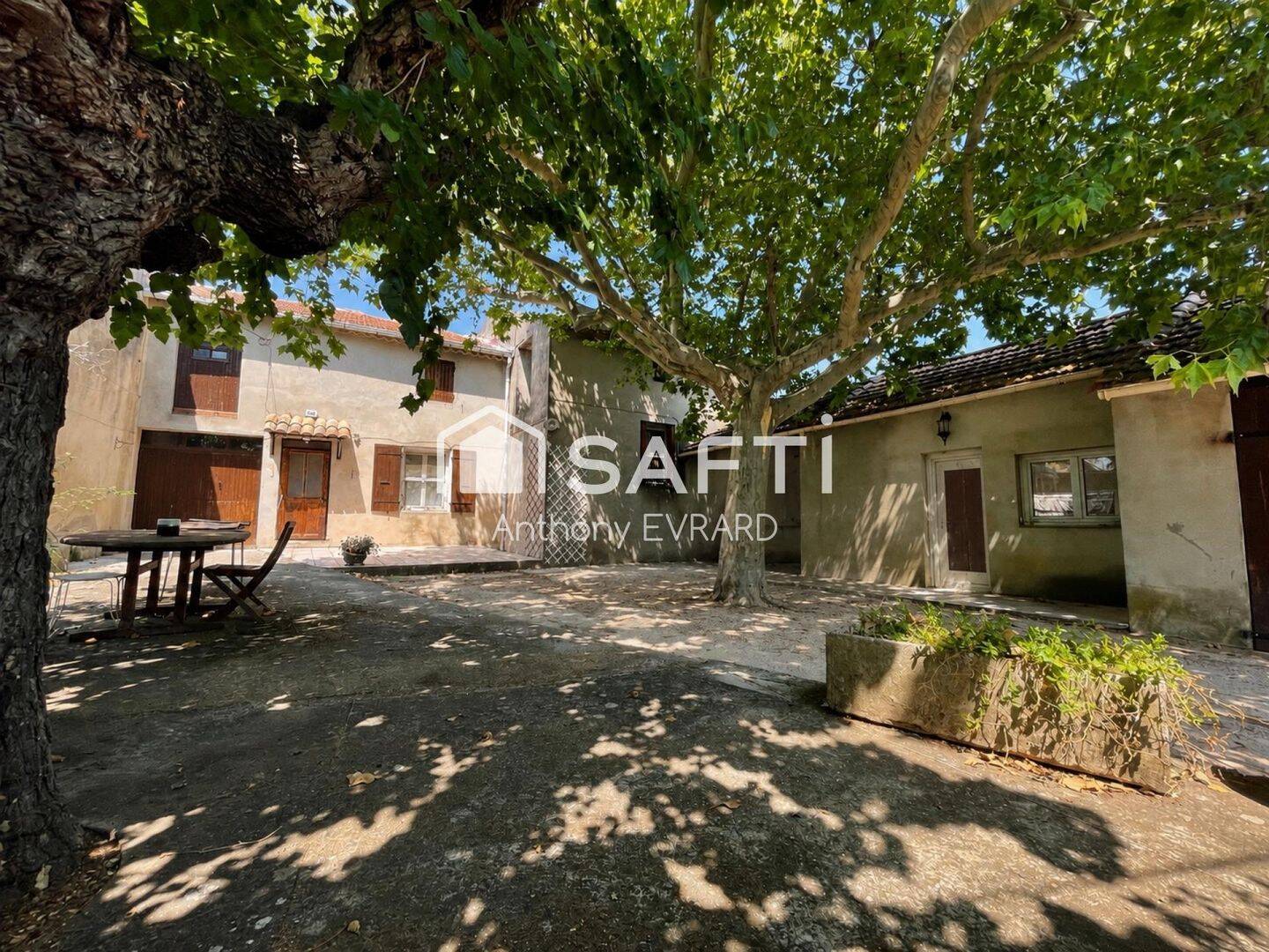 Maison 7 pièces 118 m² · à Sérignan-du-Comtat · 118 m² · 315 000 €