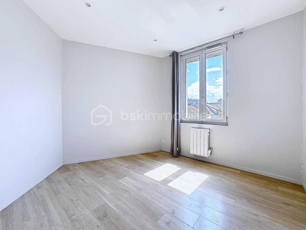 Appartement 2 pièces 46 m² · à Saint-Martin-d'Hères · 45,7 m² · 99 000 €
