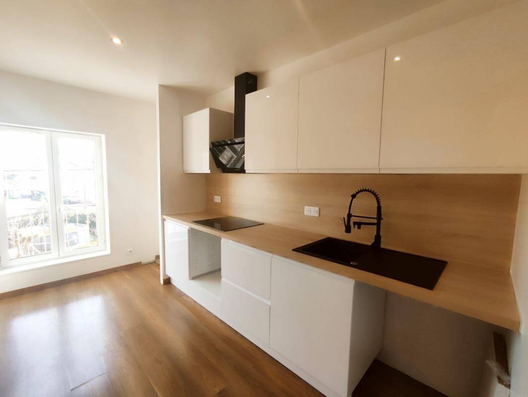 Appartement 3 pièces 66 m² · à Bourgoin-Jallieu · 66 m² · 740 €/mois