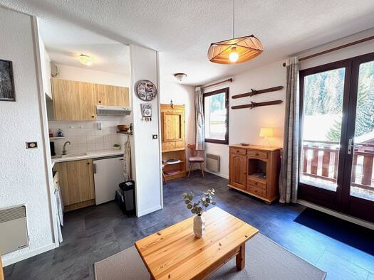 Appartement à vendre 240 000 € 2 pièces 1 chambre 26 m² Étage 2/3 Tignes 73320