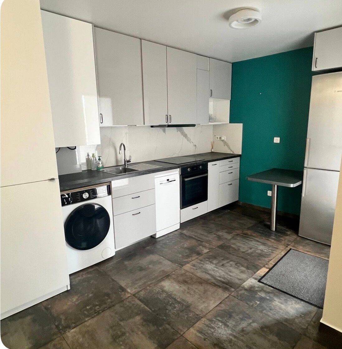 Appartement 4 pièces 66 m² · à Montigny-le-Bretonneux · 66 m² · 1 900 €