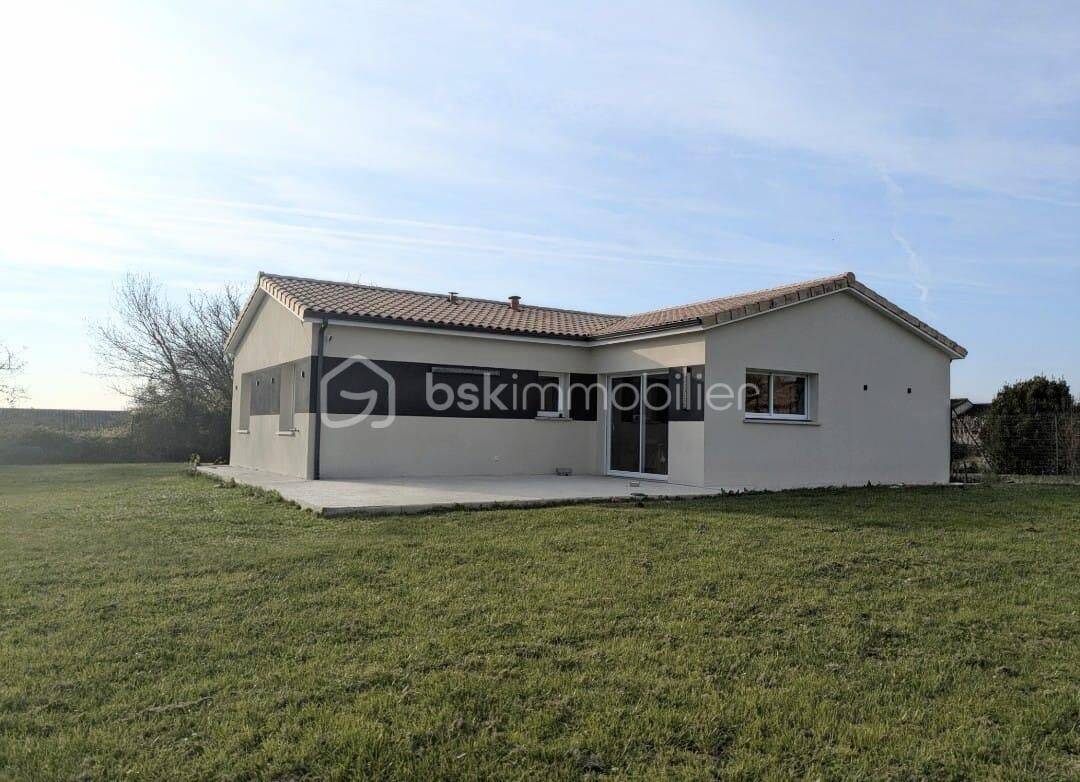 Maison 4 pièces 90 m² · à Saint-Vivien · 90 m² · 204 000 €