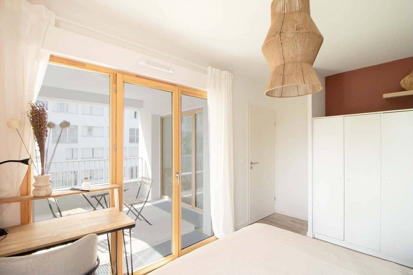 Move into this beautiful 12 m² room in a coliving apartment in B — 4