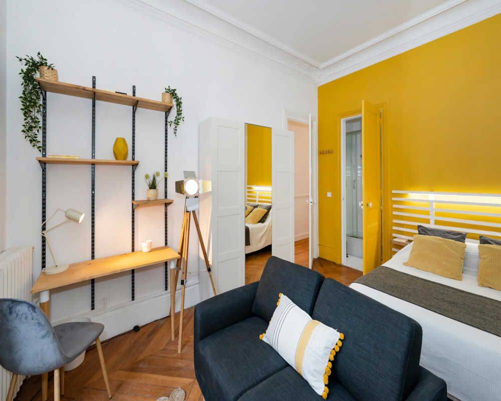 Appartement 6 pièces 170 m² · à Paris 16ème Arrondissement · 170 m² · 1 570 €