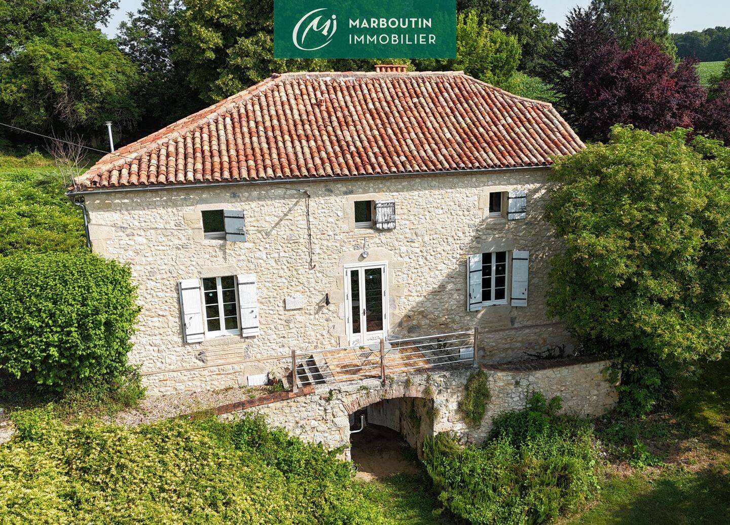 Maison 5 pièces 196 m² · à Casteljaloux · 196 m² · 357 000 €