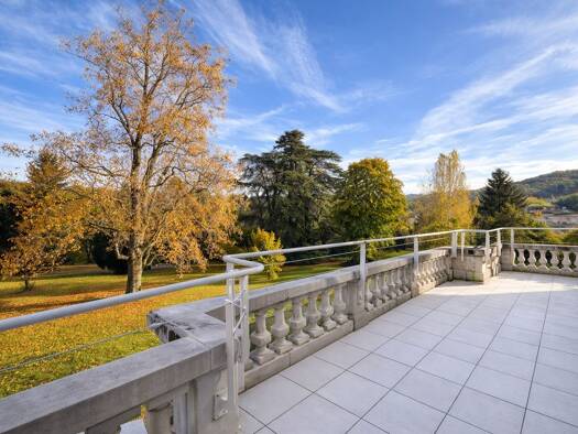 Appartement à vendre 595 000 € 6 pièces 3 chambres 159 m² Étage 1/2 Couzon-au-Mont-d'Or 69270