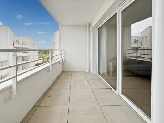 Appartement à louer 1 102 € 2 pièces 1 chambre 40 m² Étage 5/6 Agriculture Sud Bezons 95870