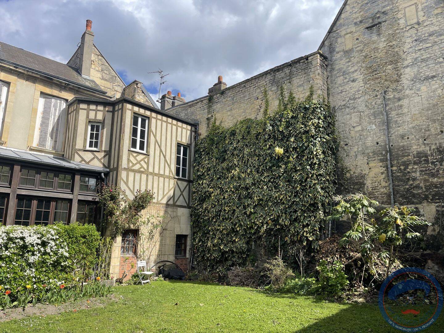 Maison 15 pièces 431 m² · à Caen · 431 m² · 1 365 000 €