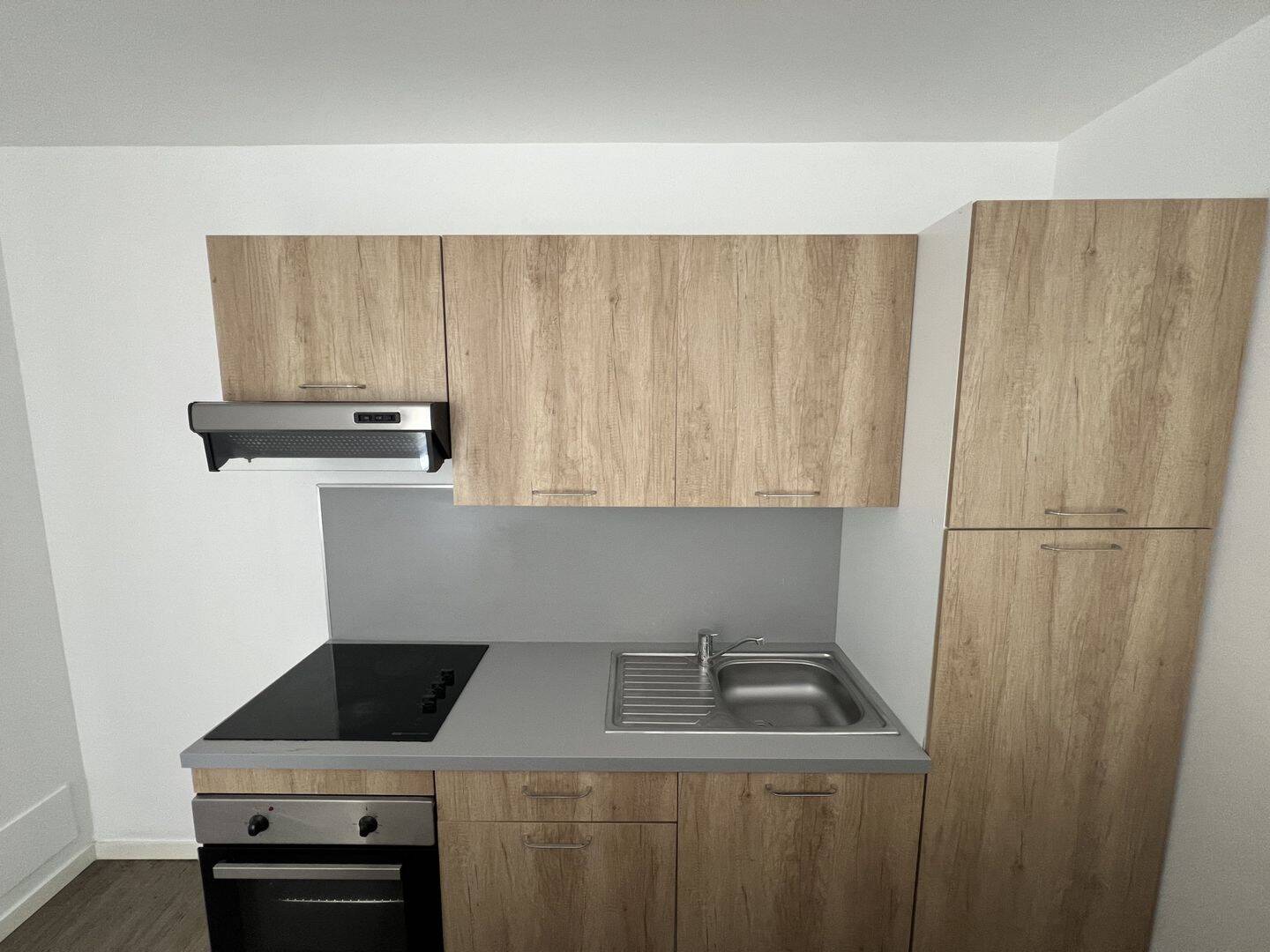Appartement 1 pièce 27 m² · à Reims · 27,3 m² · 535 €
