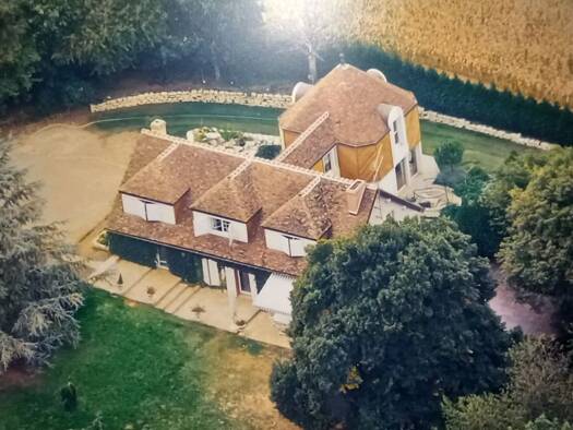 Maison à vendre 445 000 € 7 pièces 5 chambres 240 m² 6 698 m² de terrain Saint-Lubin-en-Vergonnois 41190