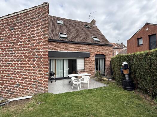 Maison à vendre 299 500 € 5 pièces 3 chambres 80 m² 197 m² de terrain Neuville-en-Ferrain 59960